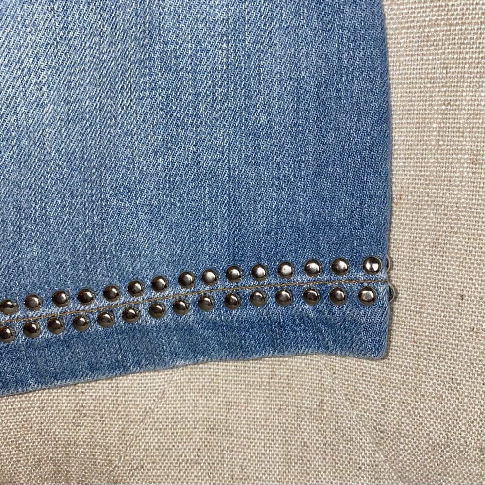 ☘️HP☘️Frame Denim Skirt with Stars - Picture 9 of 11
